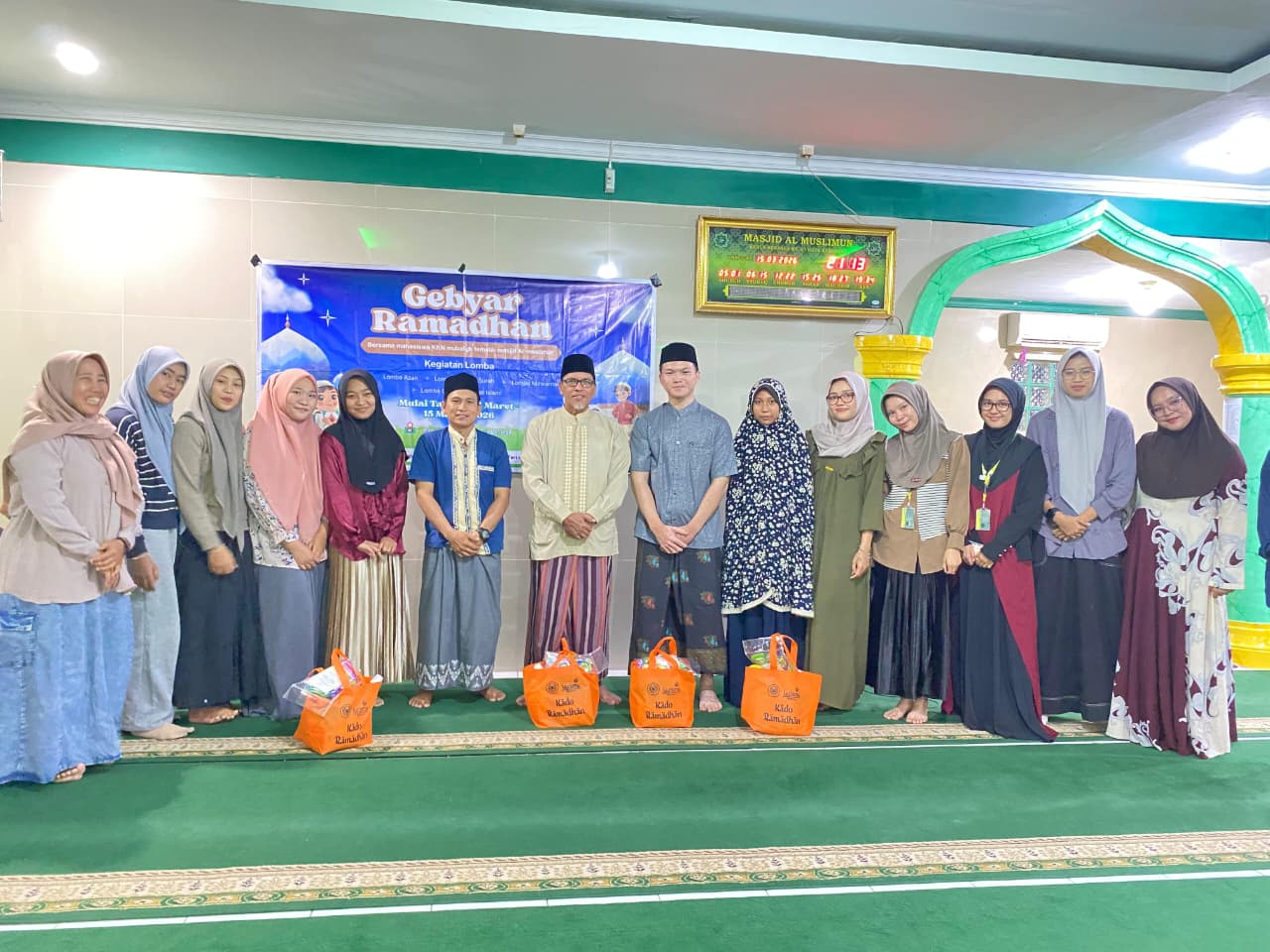 Lazismu UMB Salurkan Kado Ramadan 1447 H kepada Guru Ngaji dan Marbot Masjid Muhammadiyah Kota Bengkulu